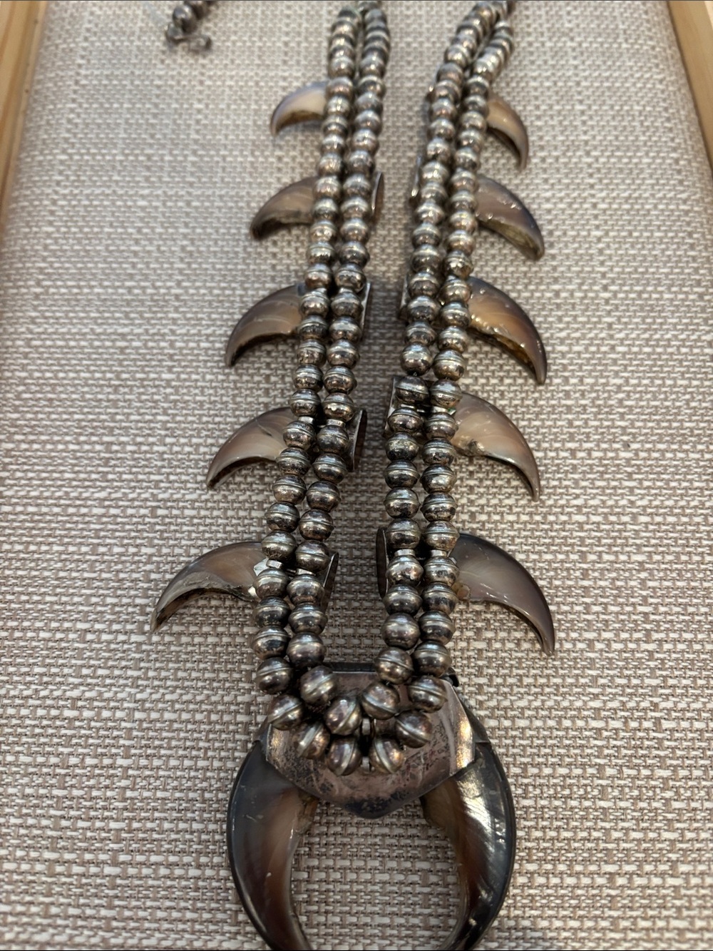 Vintage bear, claw, Navajo squash, blossom necklace - Picture 3 of 5